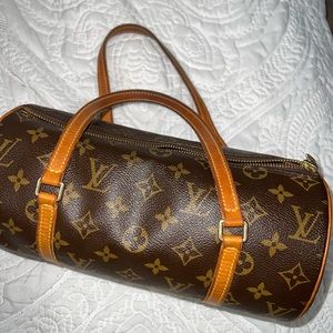 Louis Vuitton Papillon 26